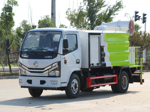 國六東風(fēng)4.5噸 藍(lán)牌 抑塵車